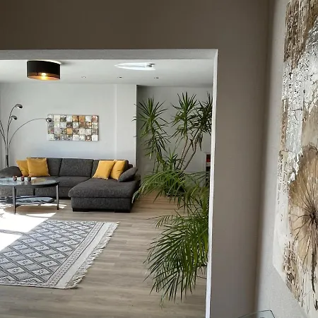 Apartment Am Weinberg - Stilvoll, Ruhig, Zum Wohlfuehlen