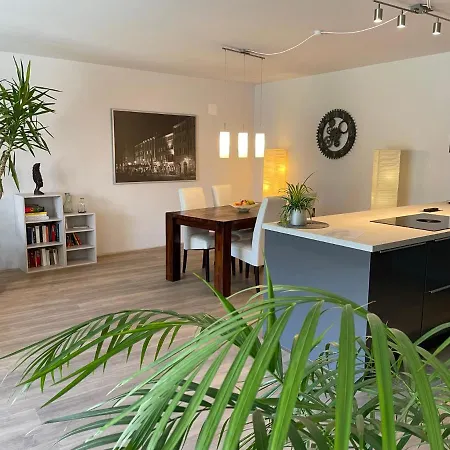 Lejlighed Am Weinberg - Stilvoll, Ruhig, Zum Wohlfuehlen *