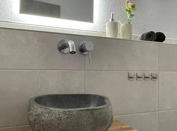 Am Weinberg - Stilvoll, Ruhig, Zum Wohlfuehlen * Pfaffenweiler